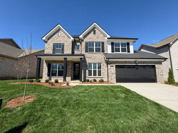 215 Settlers Way , Hendersonville, TN 37075