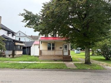 61 E Ely Street, Alliance, OH 44601