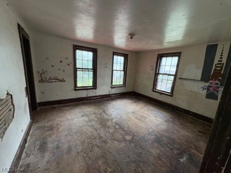 61 E Ely Street, Alliance, OH 44601 Photo 10