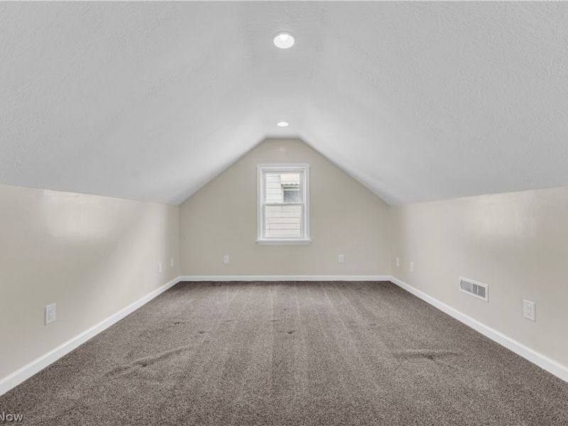 10518 Langton Avenue, Garfield Heights, OH 44125 Photo 14