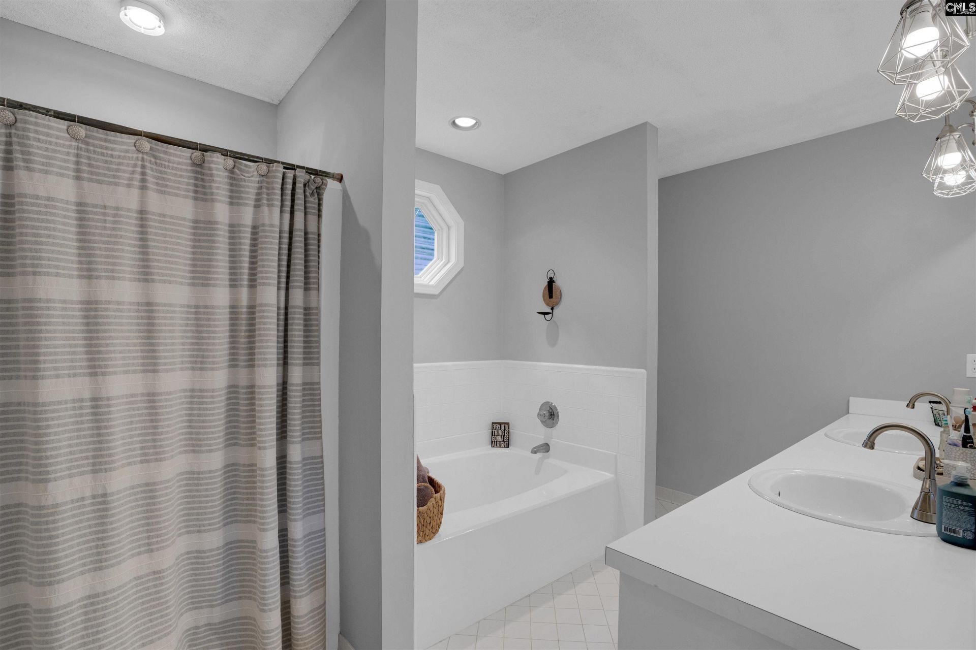 209 Mossborough Drive Photo 18