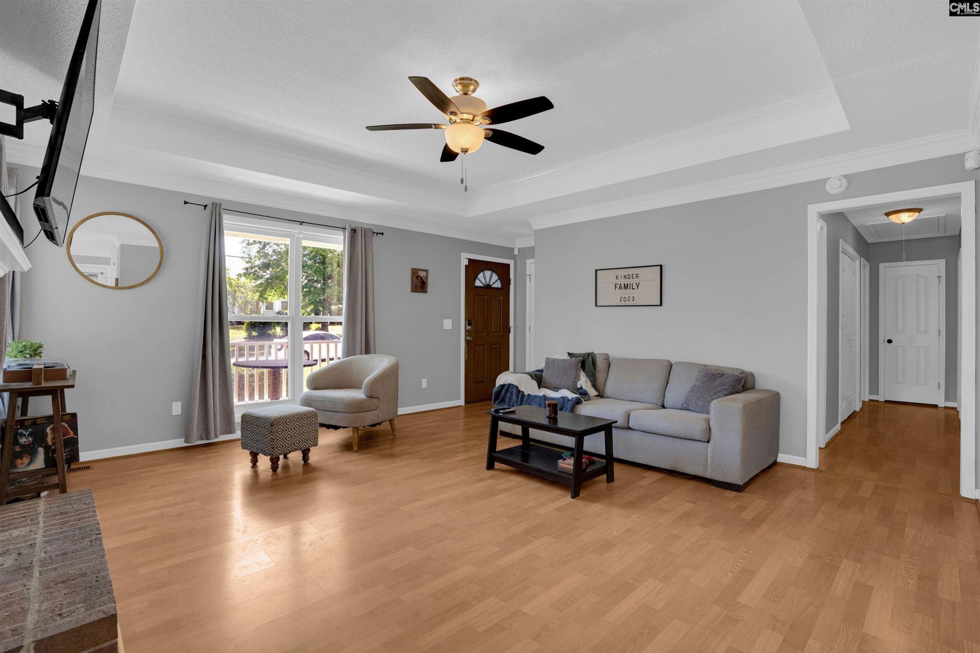 209 Mossborough Drive Photo 7