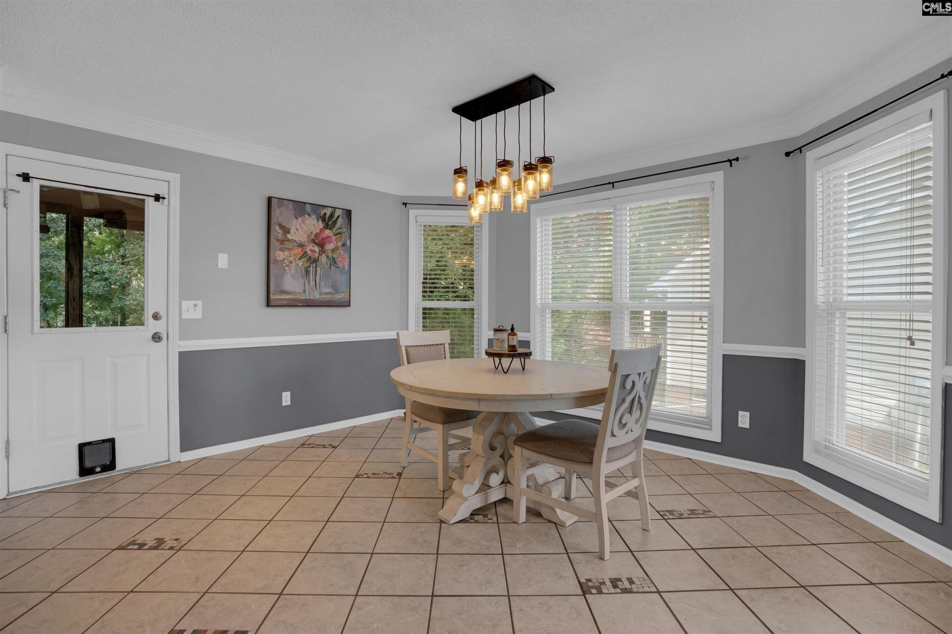 209 Mossborough Drive Photo 9