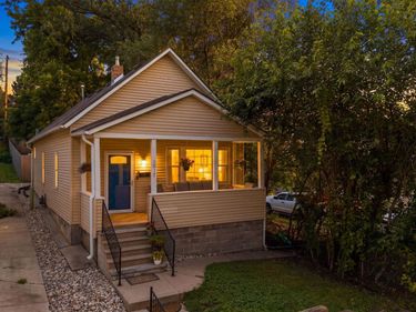 1017 S 23 Street, Omaha, NE 68108