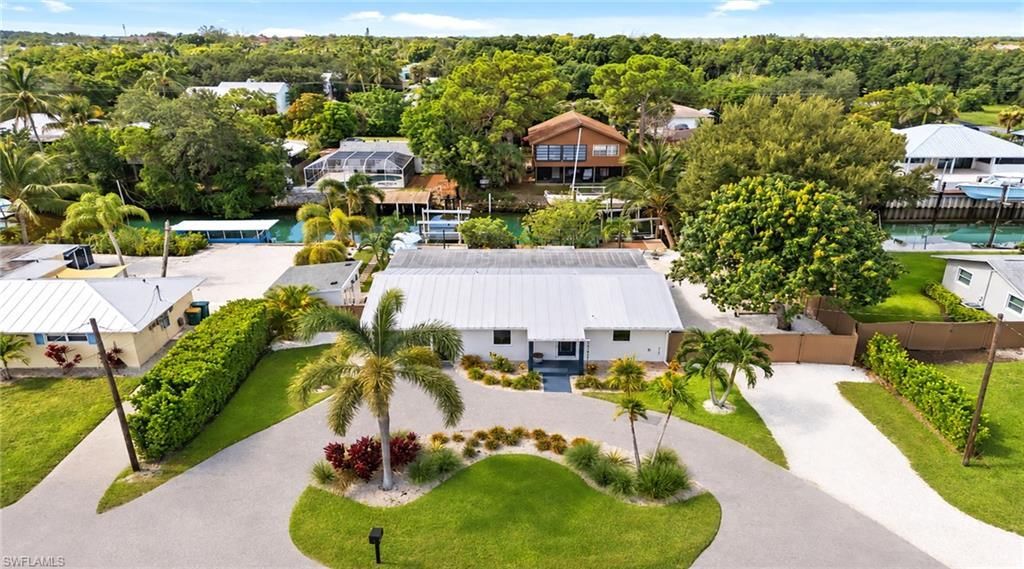 2736 Riverview Dr, Naples, FL 34112 Photo