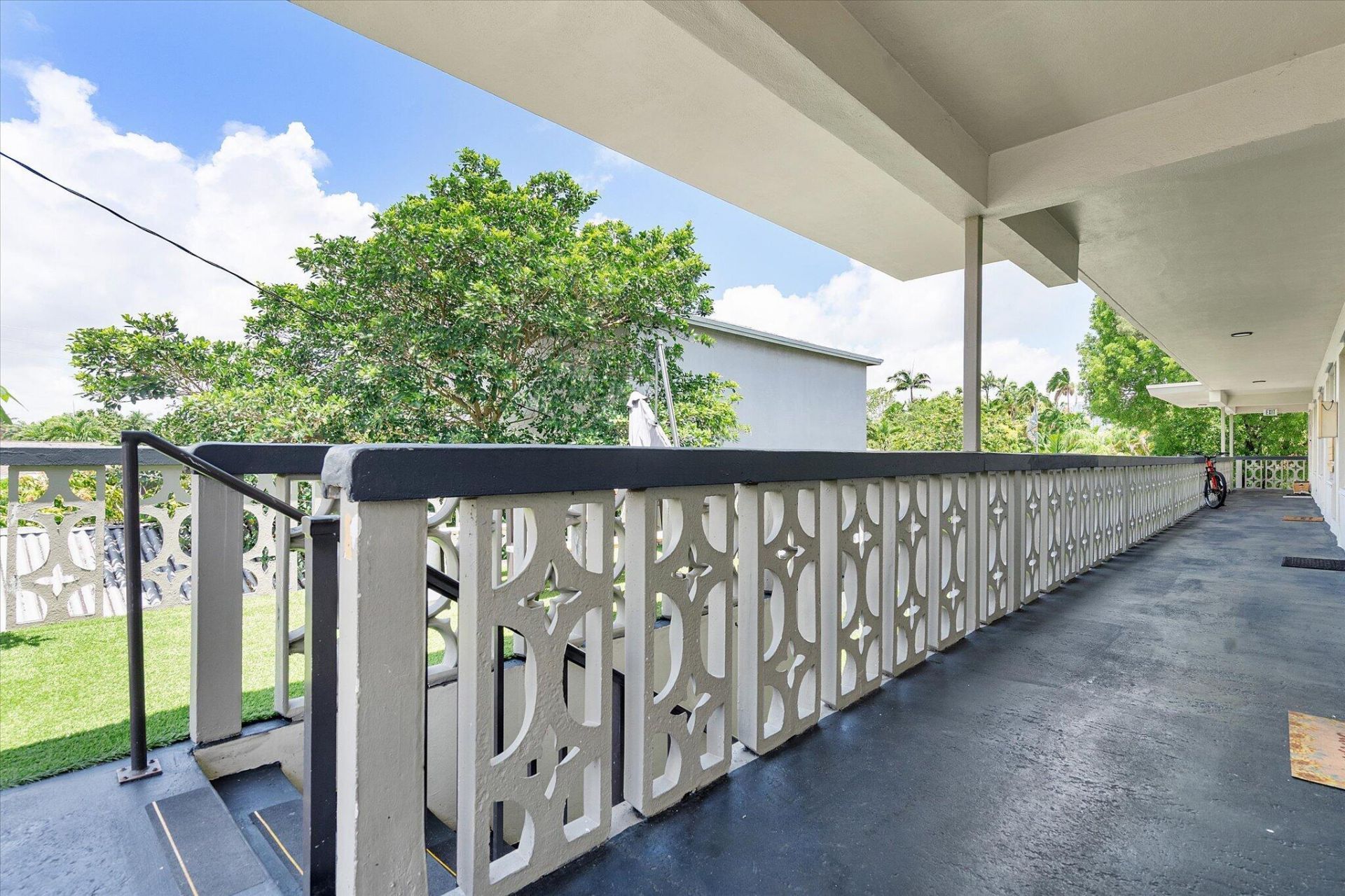 1638 Plunkett Street, Unit 9, Hollywood, FL 33020 Photo