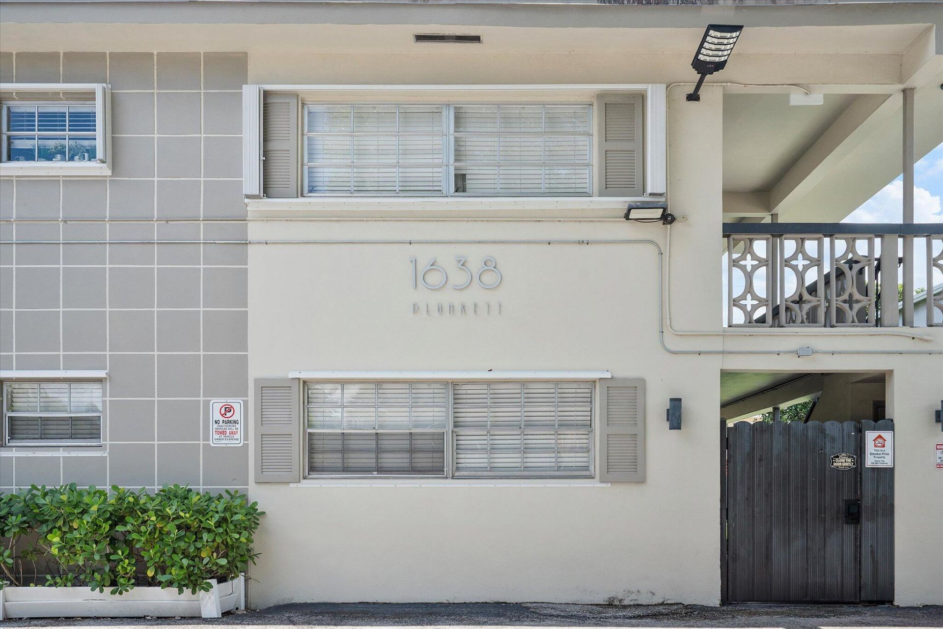 1638 Plunkett Street, Unit 9, Hollywood, FL 33020 Photo