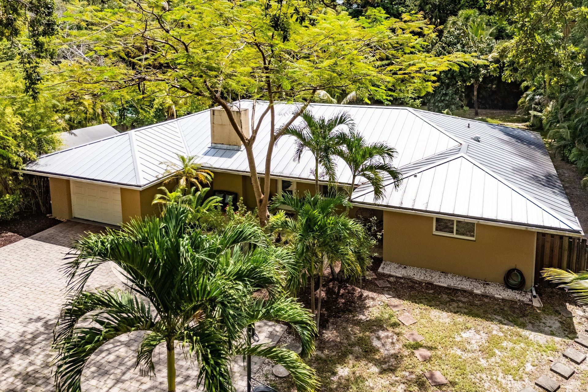 2130 SW 27th Terrace, Fort Lauderdale, FL 33312 Photo