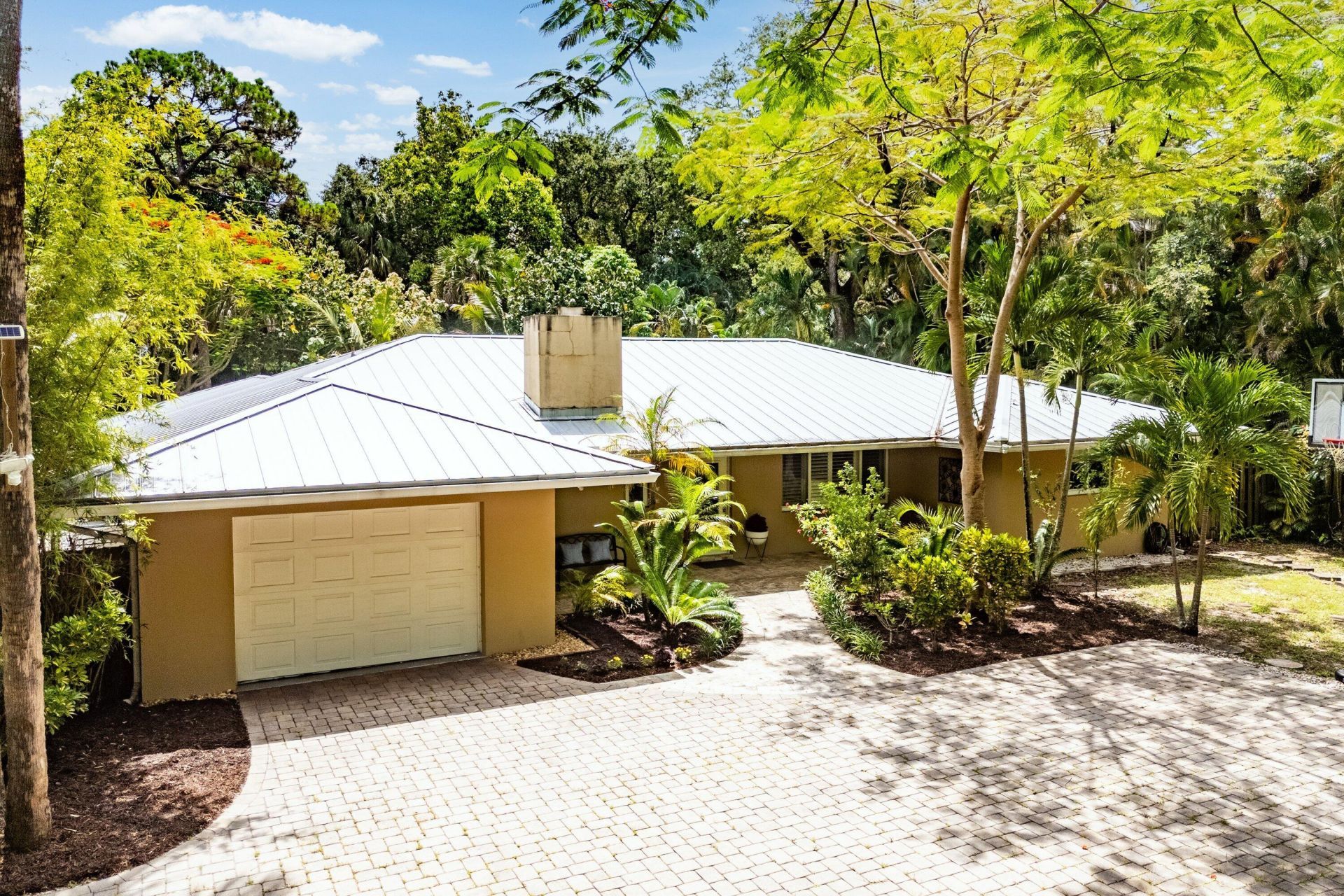 2130 SW 27th Terrace, Fort Lauderdale, FL 33312 Photo