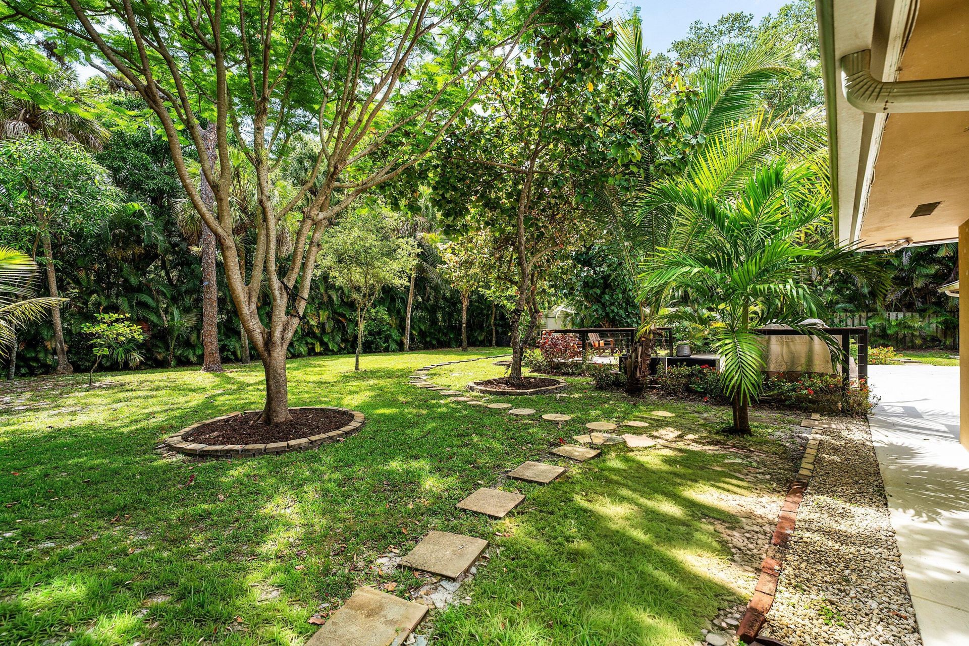 2130 SW 27th Terrace, Fort Lauderdale, FL 33312 Photo