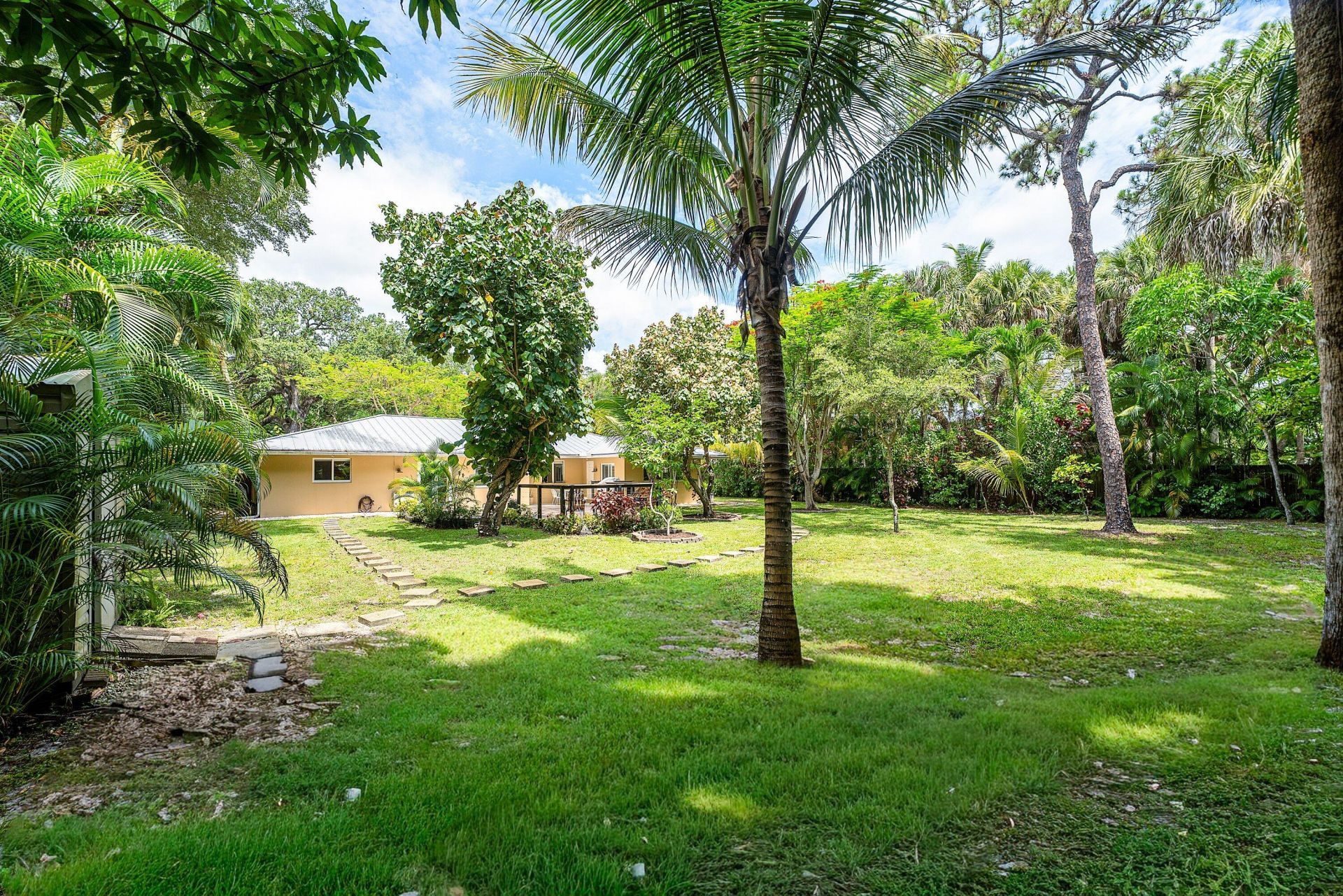 2130 SW 27th Terrace, Fort Lauderdale, FL 33312 Photo