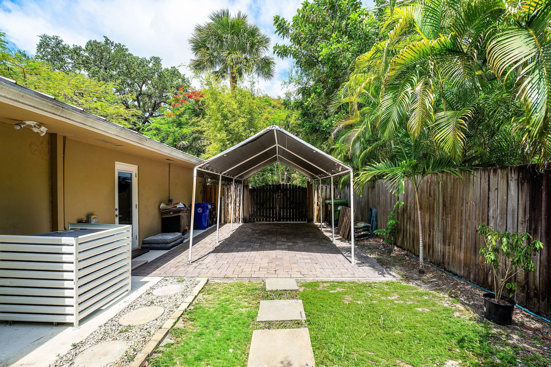2130 SW 27th Terrace, Fort Lauderdale, FL 33312 Photo