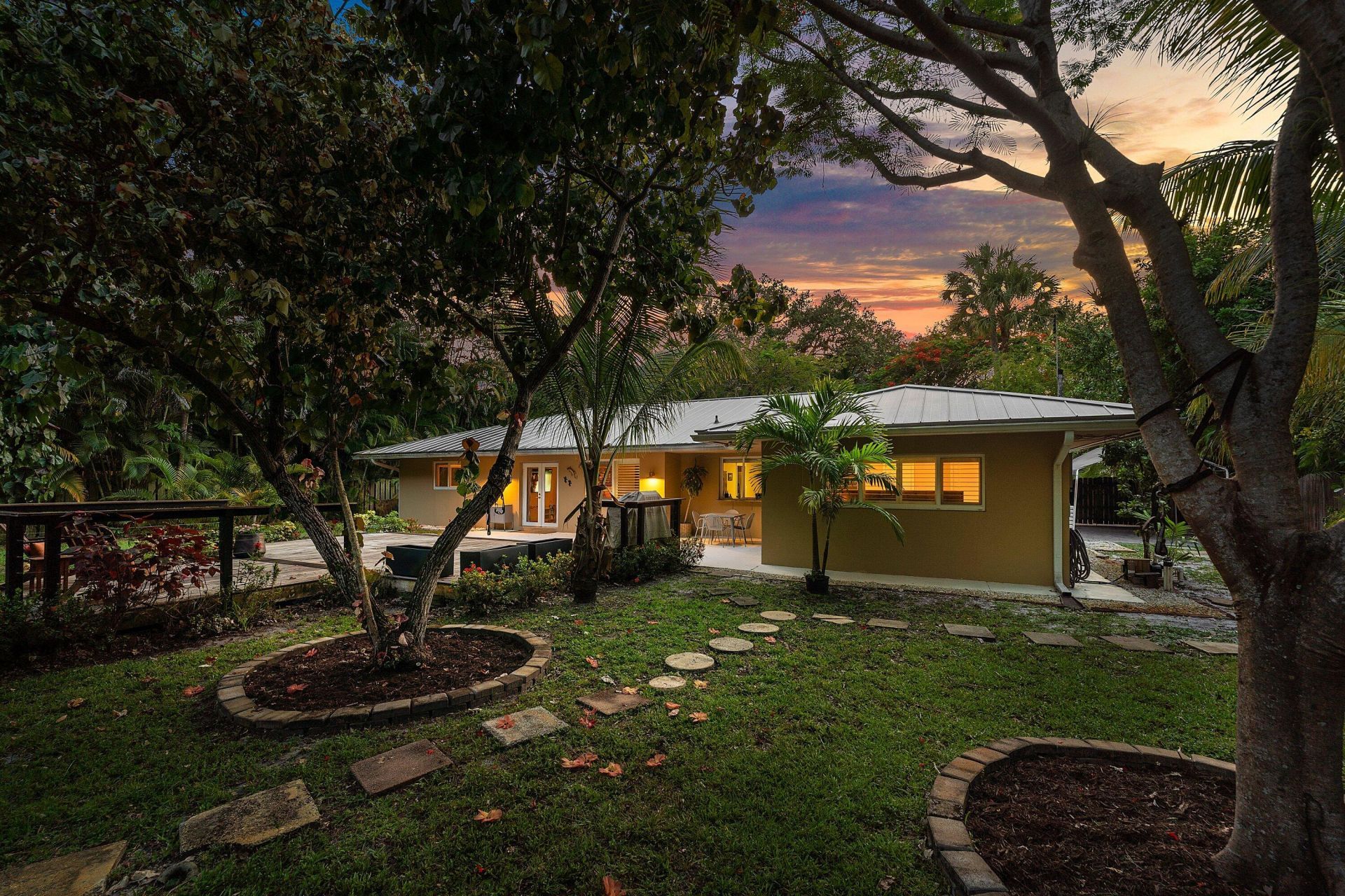 2130 SW 27th Terrace, Fort Lauderdale, FL 33312 Photo