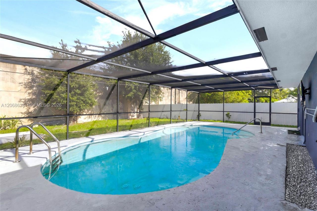 1854 Lauderdale Manor Dr , Fort Lauderdale, FL 33311 Photo