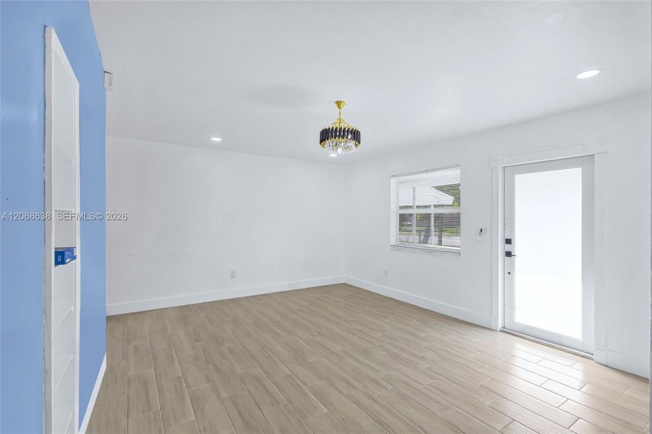 1854 Lauderdale Manor Dr , Fort Lauderdale, FL 33311 Photo