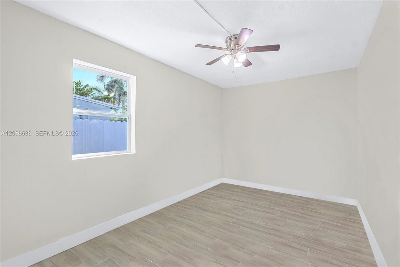 1854 Lauderdale Manor Dr , Fort Lauderdale, FL 33311 Photo