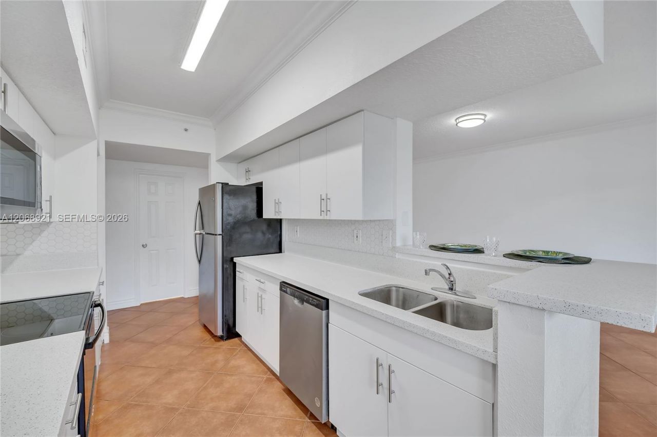 11601 SW 2nd St, Unit 21308, Pembroke Pines, FL 33025 Photo