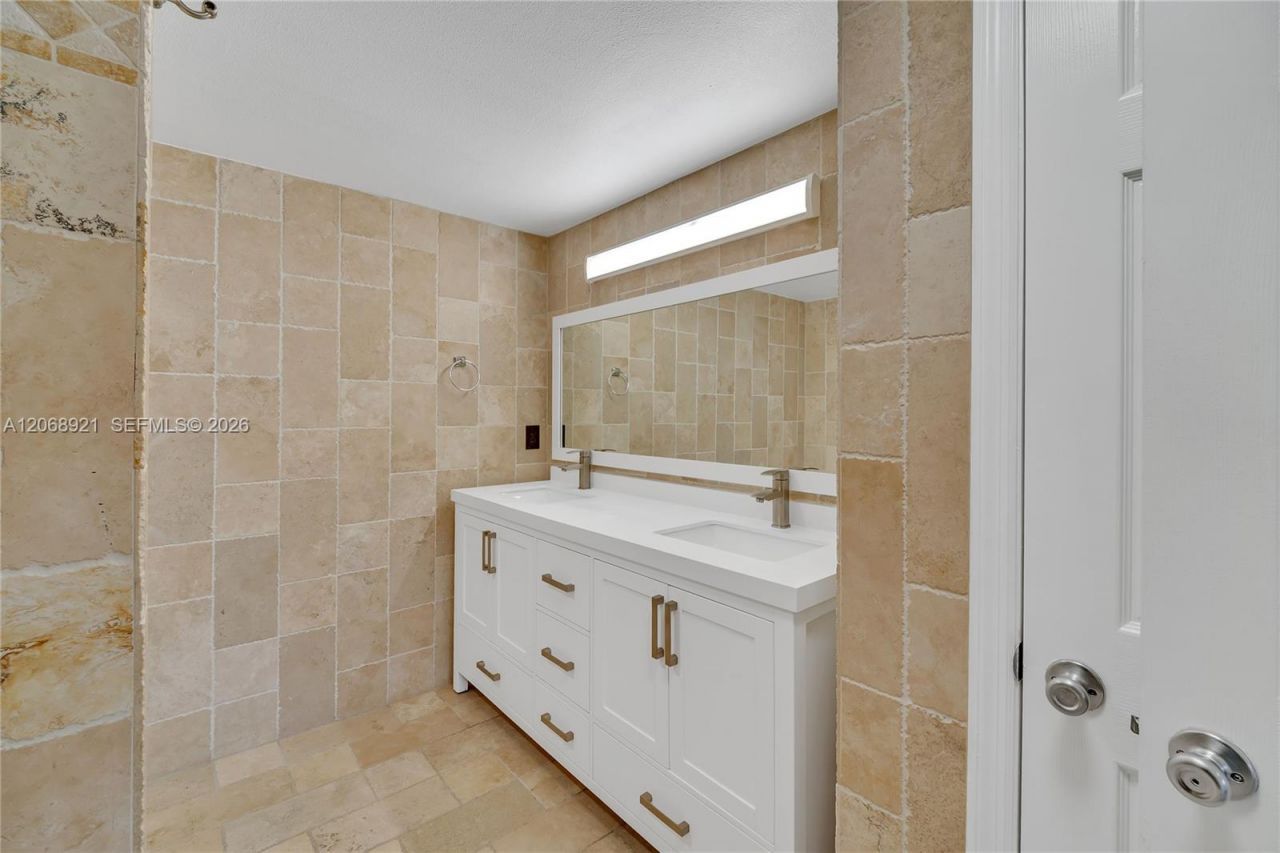 11601 SW 2nd St, Unit 21308, Pembroke Pines, FL 33025 Photo