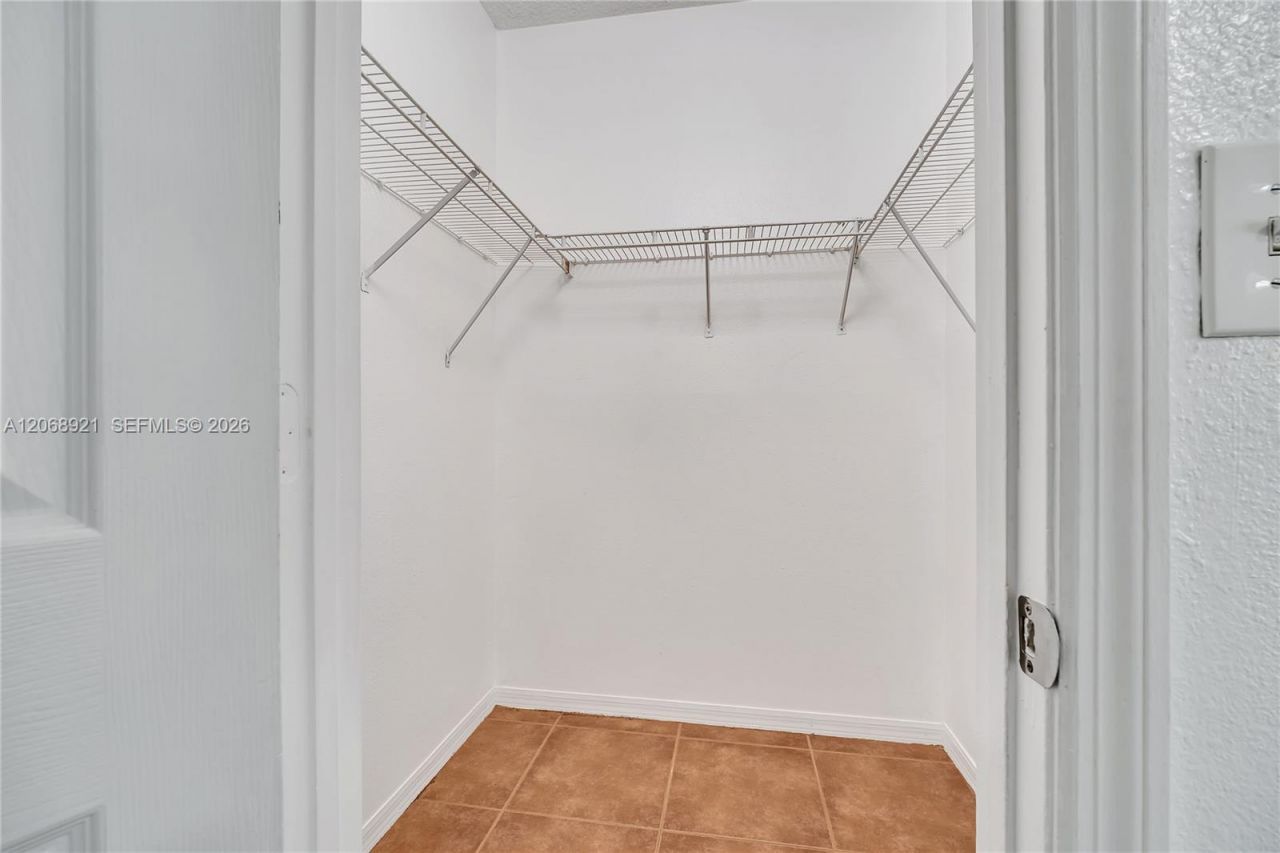 11601 SW 2nd St, Unit 21308, Pembroke Pines, FL 33025 Photo