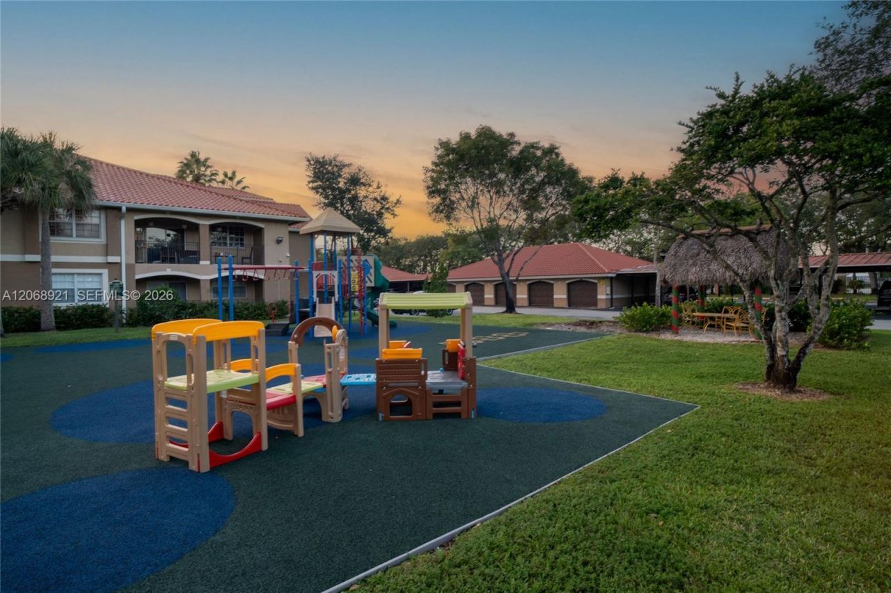 11601 SW 2nd St, Unit 21308, Pembroke Pines, FL 33025 Photo