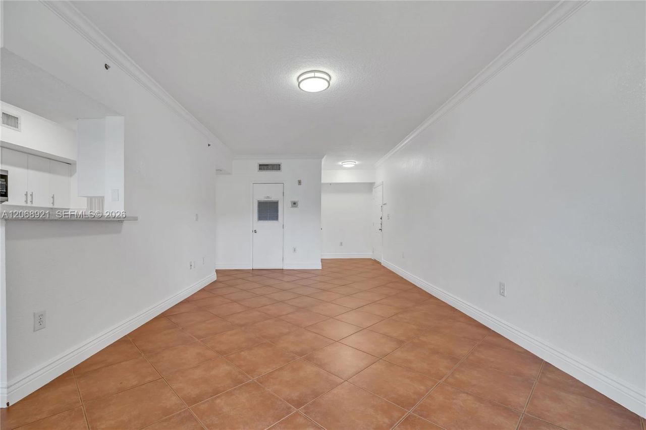 11601 SW 2nd St, Unit 21308, Pembroke Pines, FL 33025 Photo