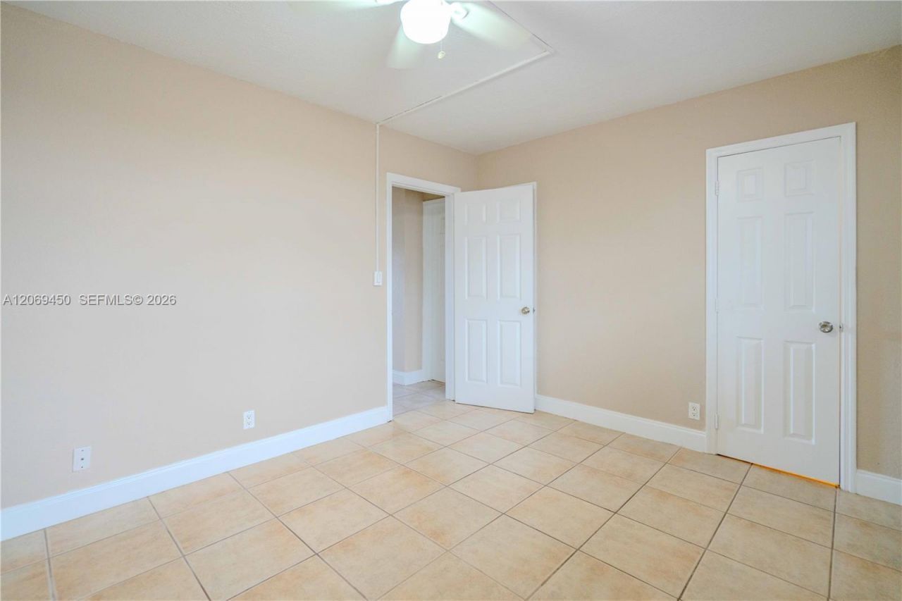 715 NE 6th St , Unit 3, Fort Lauderdale, FL 33304 Photo