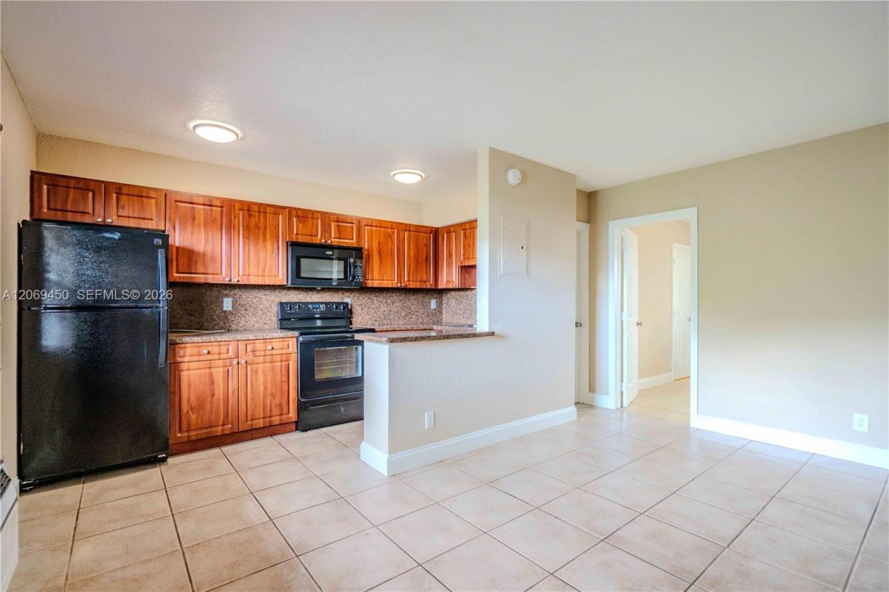 715 NE 6th St , Unit 3, Fort Lauderdale, FL 33304 Photo