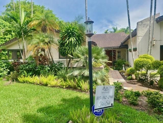 10220 SW 91st St, Miami, FL 33176 Photo