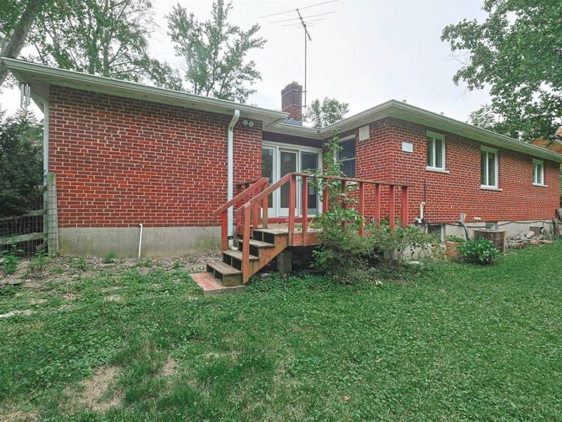 5240 Myerdale Drive, Blue Ash, OH 45242 Photo 10