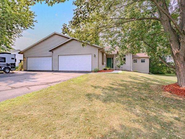 792 FAIRWAY DRIVE, Mosinee, WI 54455