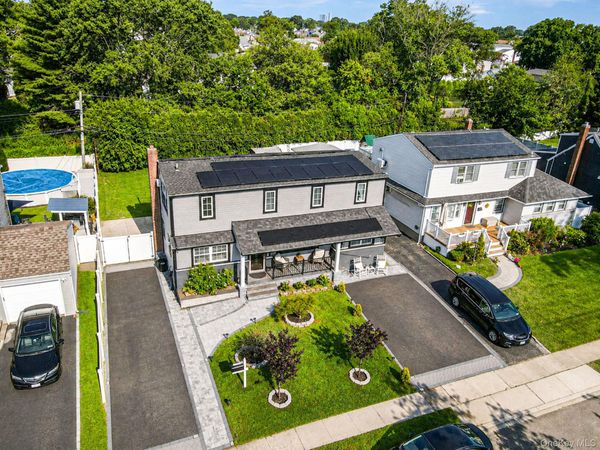 828 Strang Drive , Wantagh, NY 11793