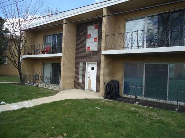 5818 W 107th Court , Unit 8, Chicago Ridge, IL 60415