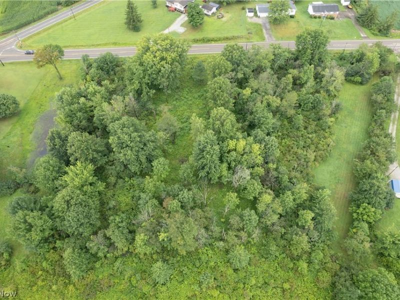 00 Easton Street NE, Alliance, OH 44601 Photo 3