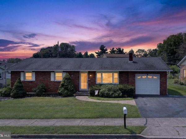 1130 WESTBURY DRIVE , BETHLEHEM, PA 18017