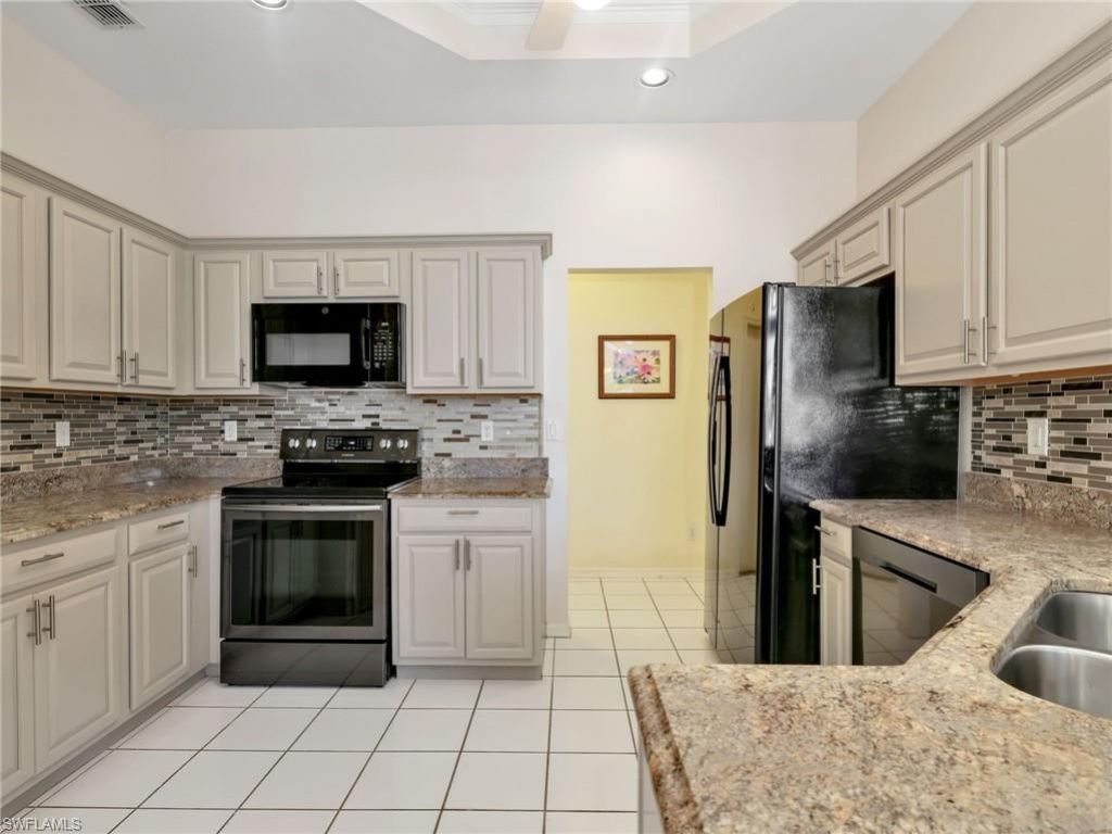 6832 Compton Ln S, Naples, FL 34104 Photo