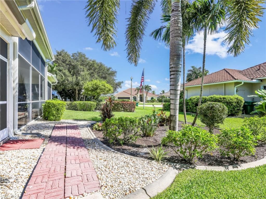 6832 Compton Ln S, Naples, FL 34104 Photo