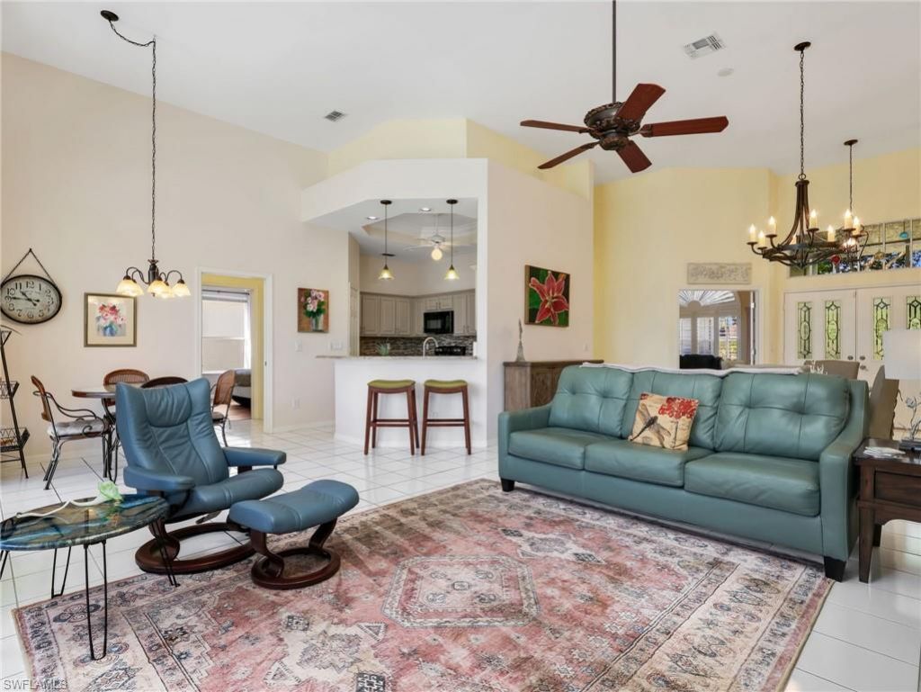 6832 Compton Ln S, Naples, FL 34104 Photo