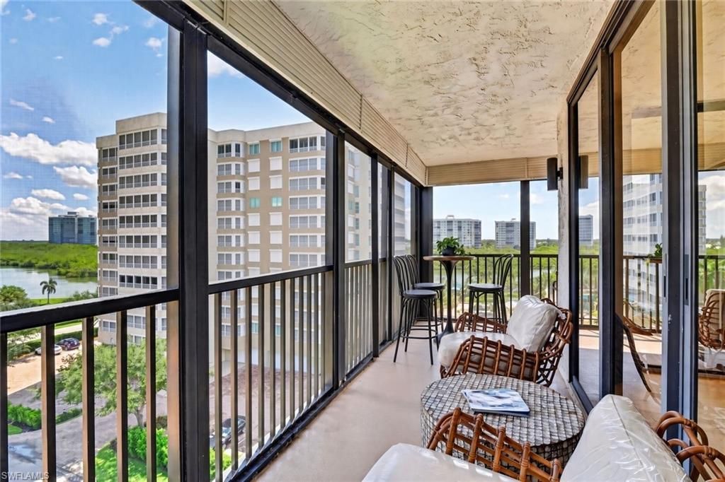 11 Bluebill Ave , Unit 606, Naples, FL 34108 Photo