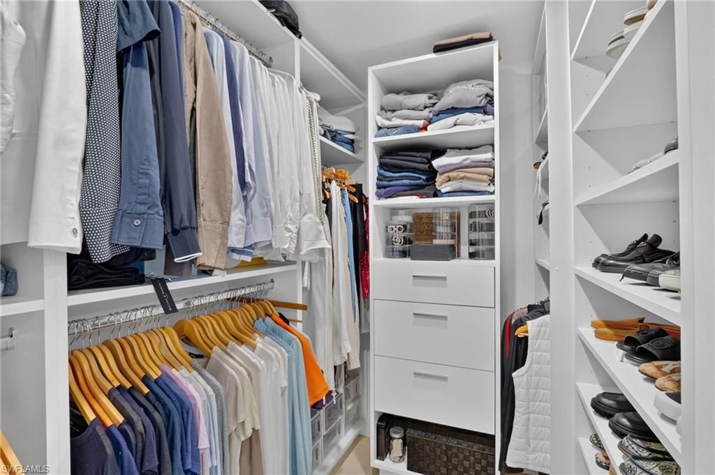11 Bluebill Ave , Unit 606, Naples, FL 34108 Photo