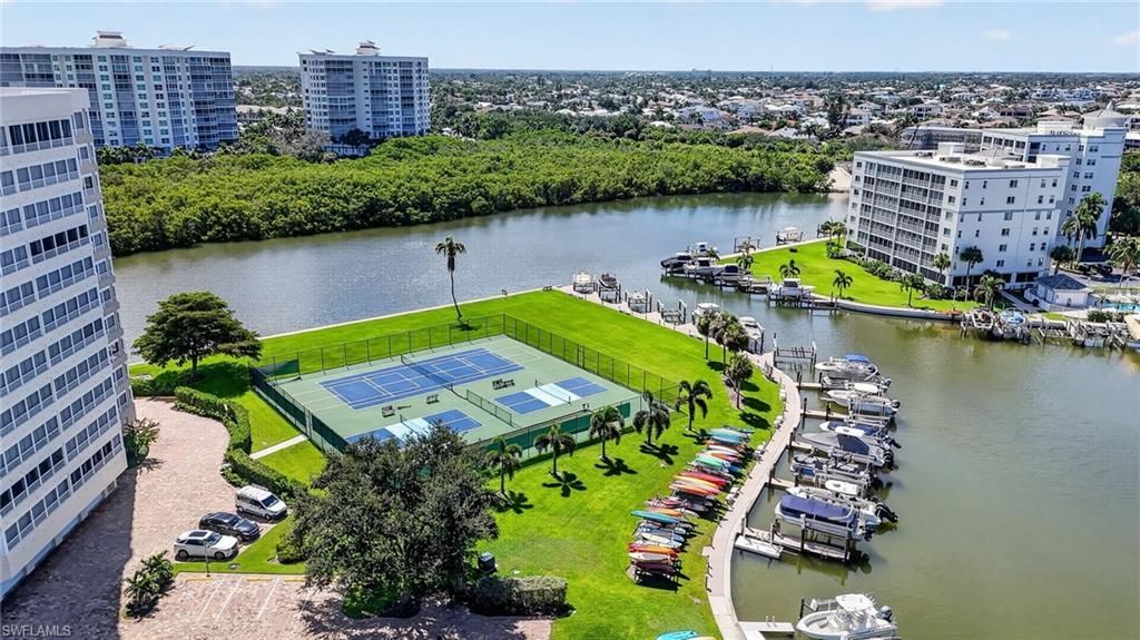 11 Bluebill Ave , Unit 606, Naples, FL 34108 Photo