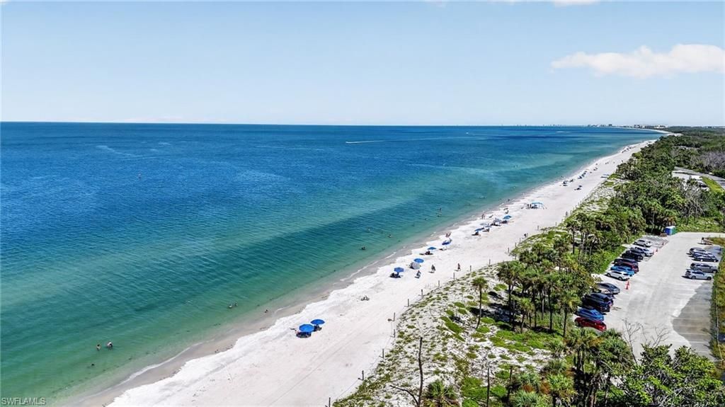 11 Bluebill Ave , Unit 606, Naples, FL 34108 Photo