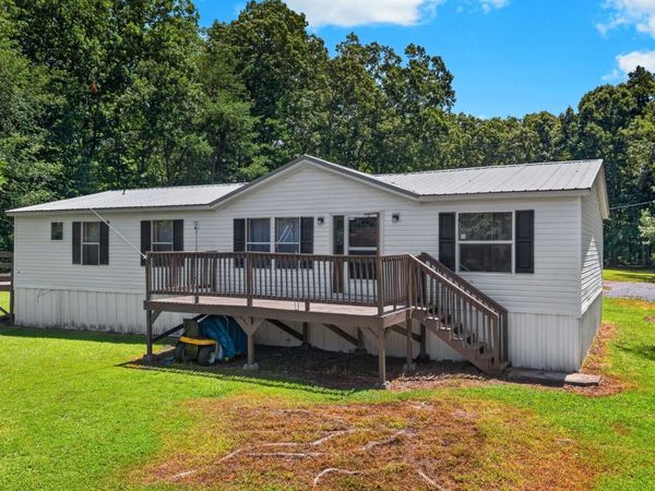1649 Hopeless Road , Dandridge, TN 37725