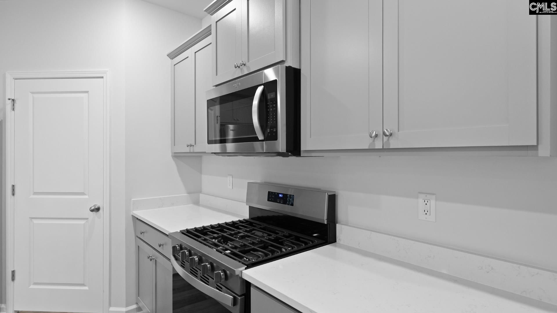 212 Horatio Lane Photo 4