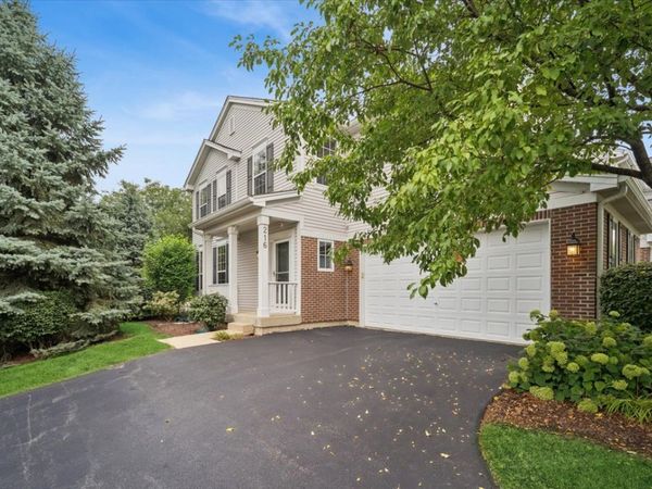 216 Larsdotter Lane, Geneva, IL 60134