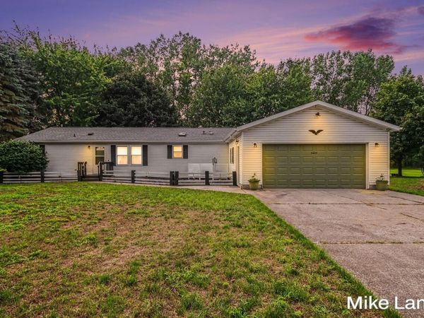 3605 Lo al Drive, Ravenna, MI 49451