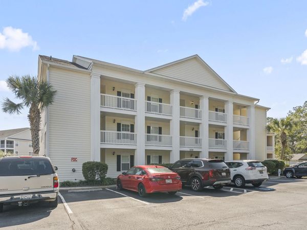 627 Woodmoor Dr., Unit 302, Murrells Inlet, SC 29576