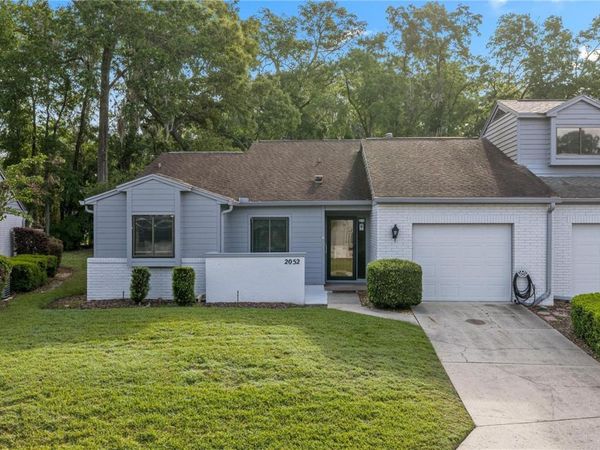 2052 SE 37TH COURT CIRCLE , OCALA, FL 34471