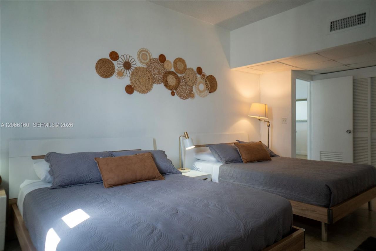 3901 S Ocean Dr , Unit PH16O, Hollywood, FL 33019 Photo