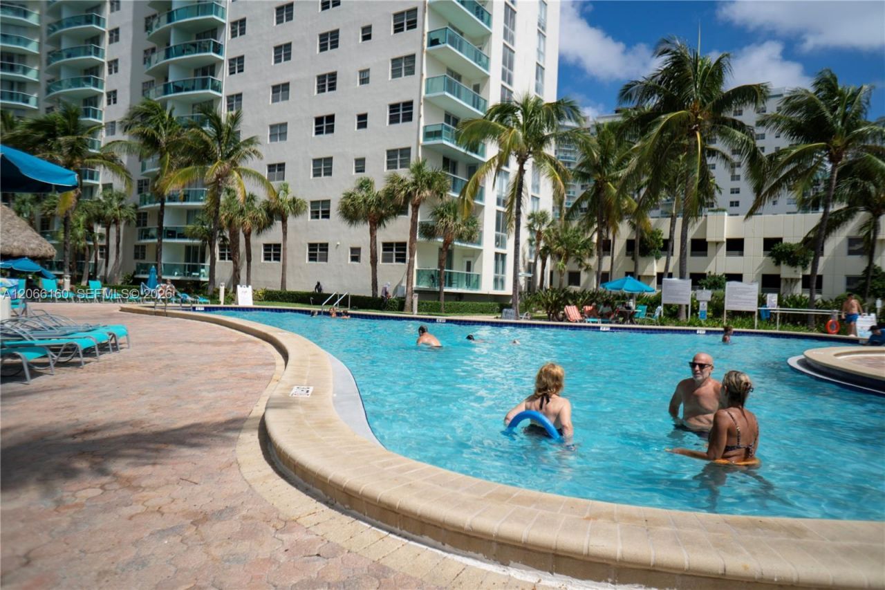 3901 S Ocean Dr , Unit PH16O, Hollywood, FL 33019 Photo