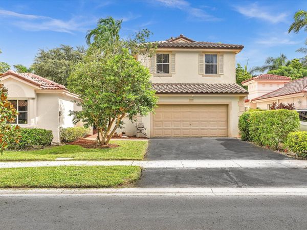 7549 NW 3rd Court, Plantation, FL 33317